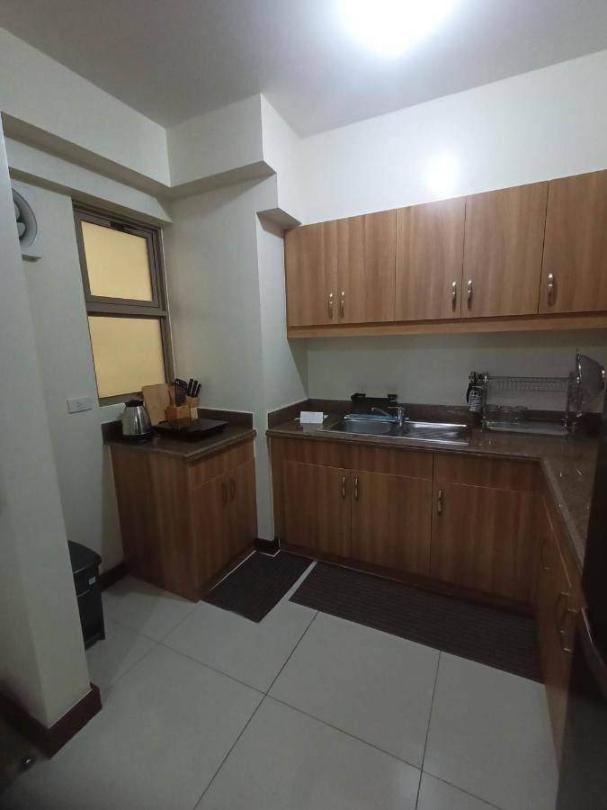Acacia Estates Taguig Manila Exterior foto